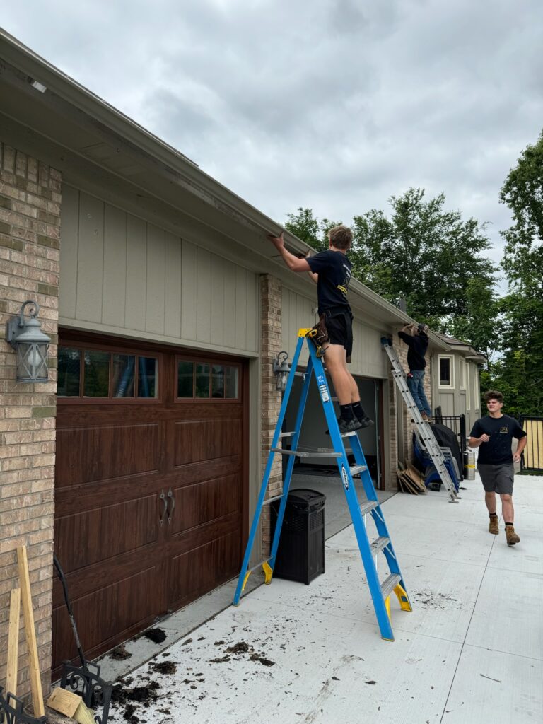 Seamless Gutters In Macomb Mi