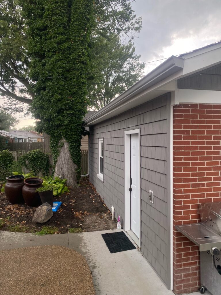 Seamless Gutters In Troy Mi