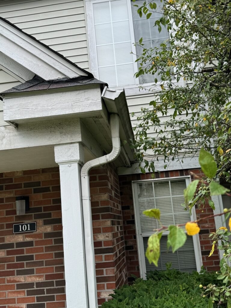 Why Are My Gutters Sagging
