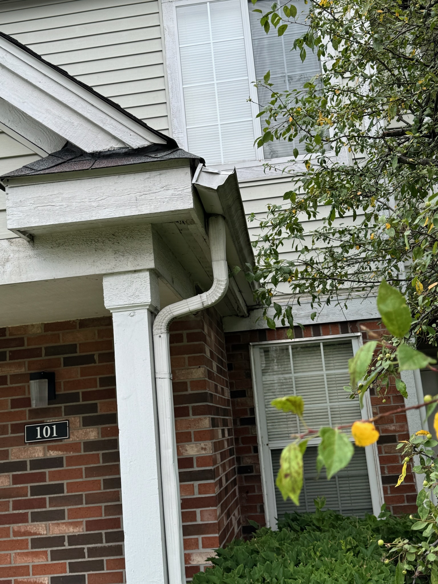 Why Are My Gutters Sagging?