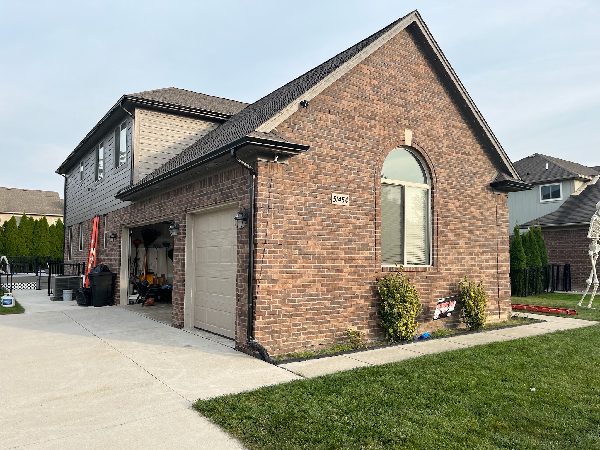Seamless Gutters In Richmond!