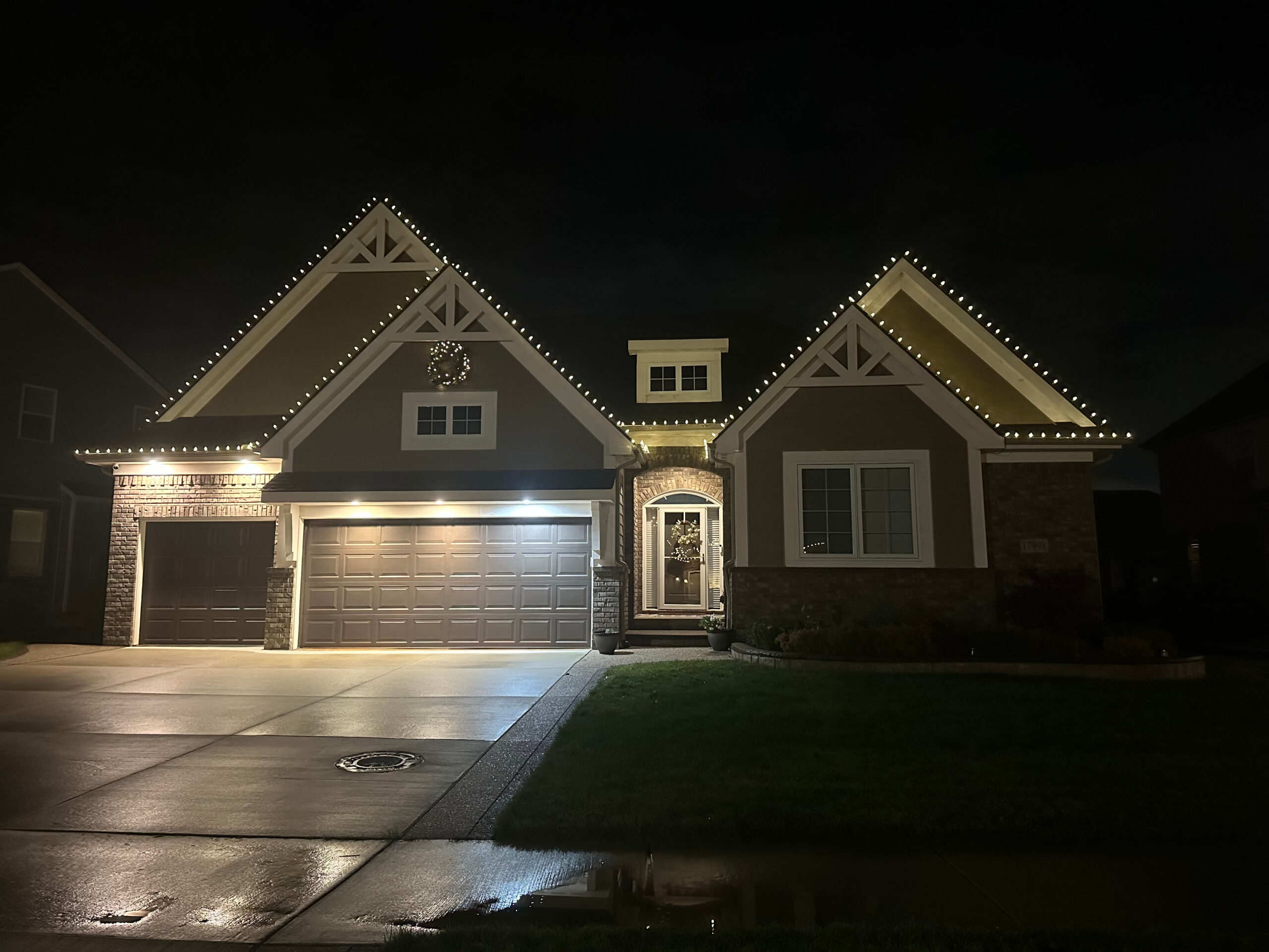 Holiday Light Installation in Macomb, MI!