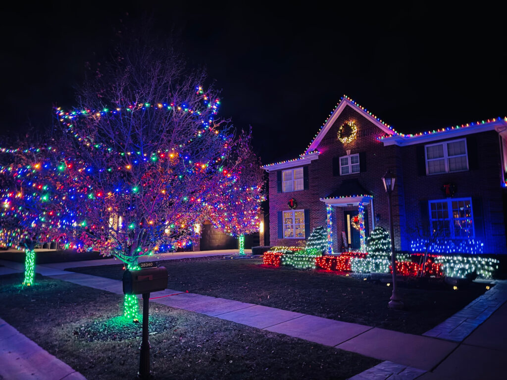 Christmas-Lighting-Macomb